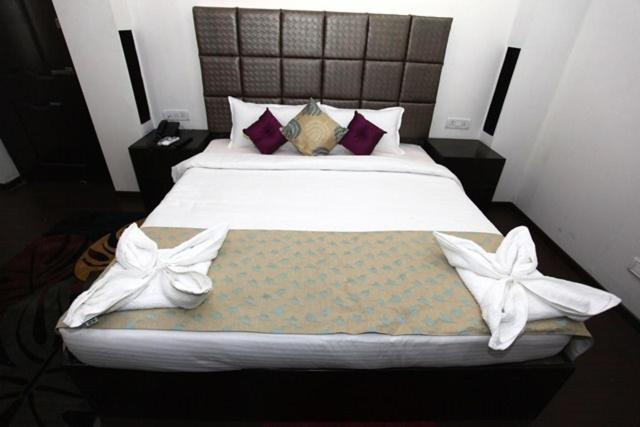 Oyster Airport Hotel Haïdarabad Extérieur photo